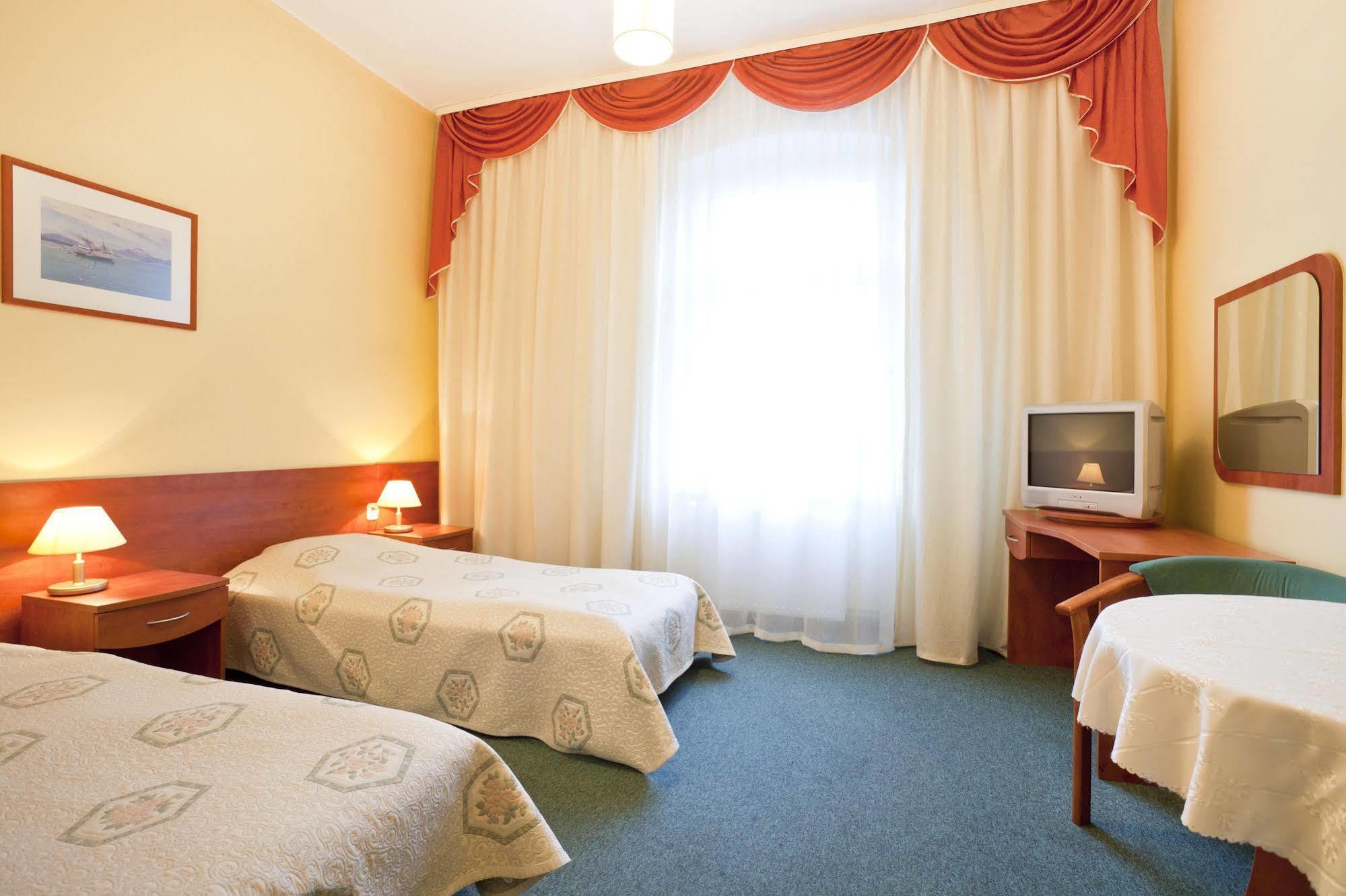 Hotel Kapitan シュチェチン エクステリア 写真
